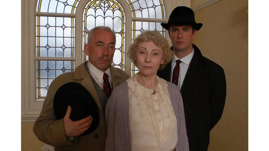 Agatha Christie: MARPLE - Staffel 1 - Erstmals die komplette erste Staffel mit allen vier Langfolgen  [2 DVDs]