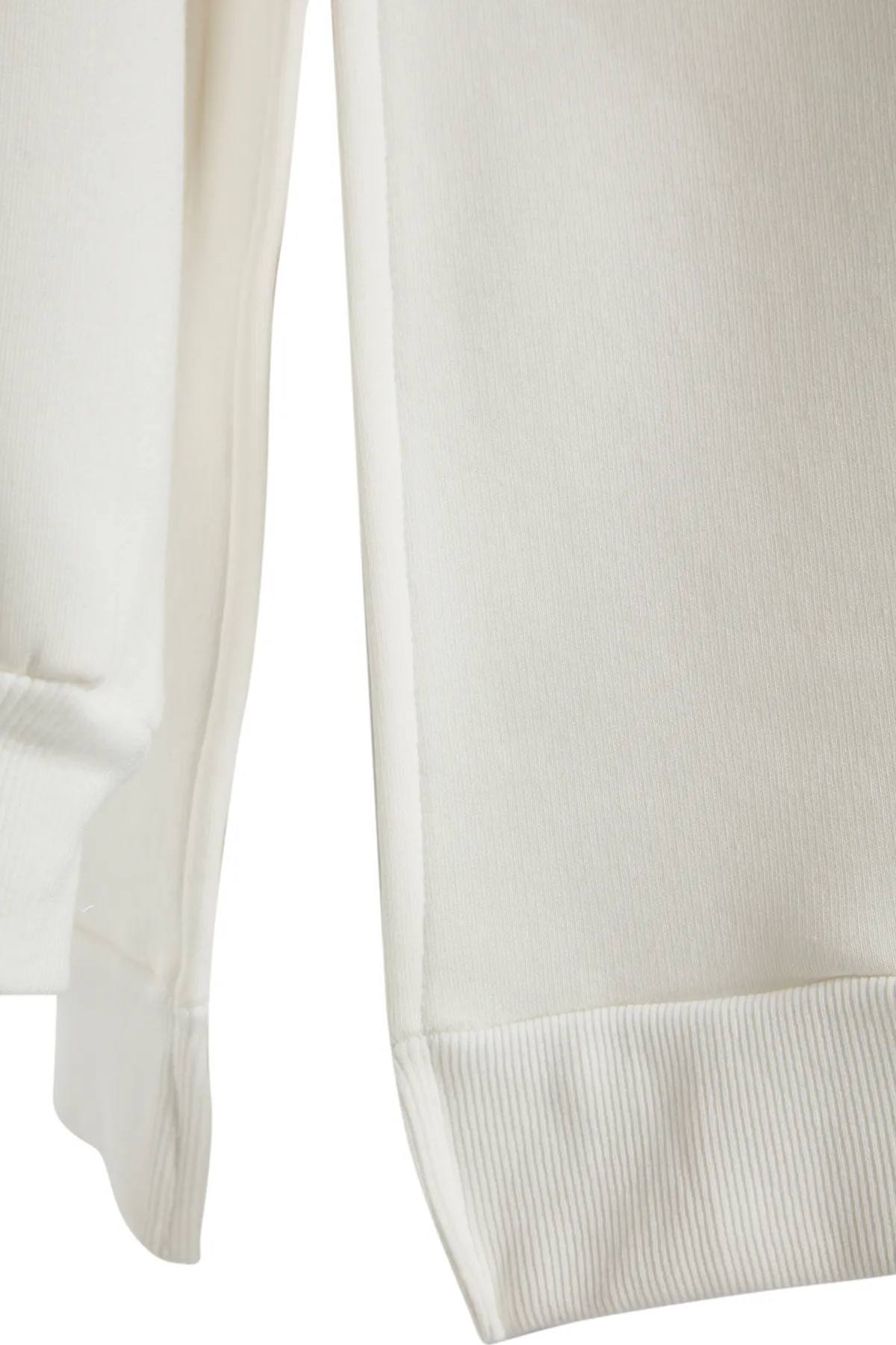 Trendyol Collection  Ecrufarbenes Oversize/Weite Passform Gestricktes Sweatshirt mit Schlitzdetail innen aus dickem Fleece TWOAW23SW00195