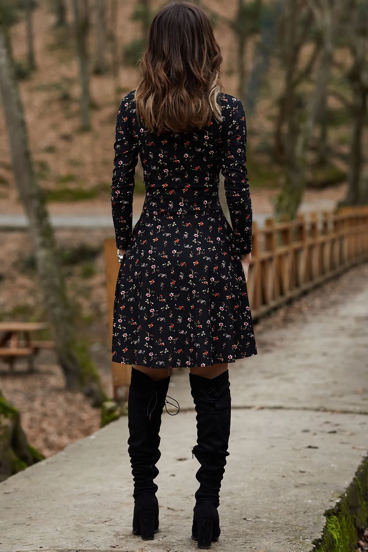 XHAN  Zweireihiges Kleid mit Blumenmuster 9YXK6-41729-02