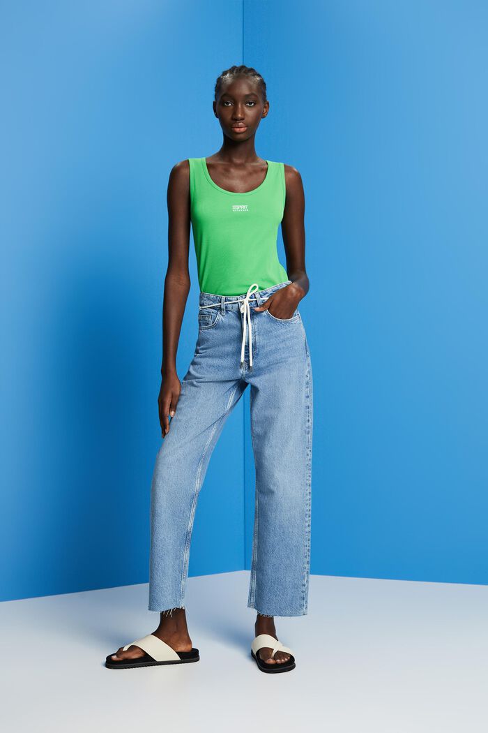 Verkürzte Jeans in Dad-Passform
