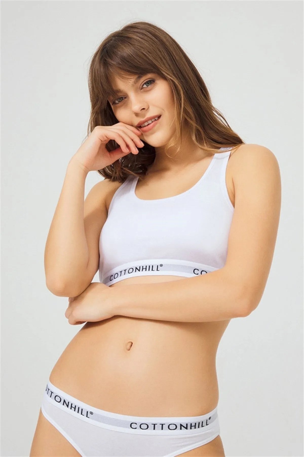 Cottonhill  Weißes, bügelloses Basic-Sport-BH-Set aus Baumwolle mit Überzug für Damen