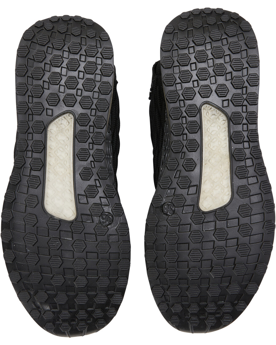 Schwarze Sneaker