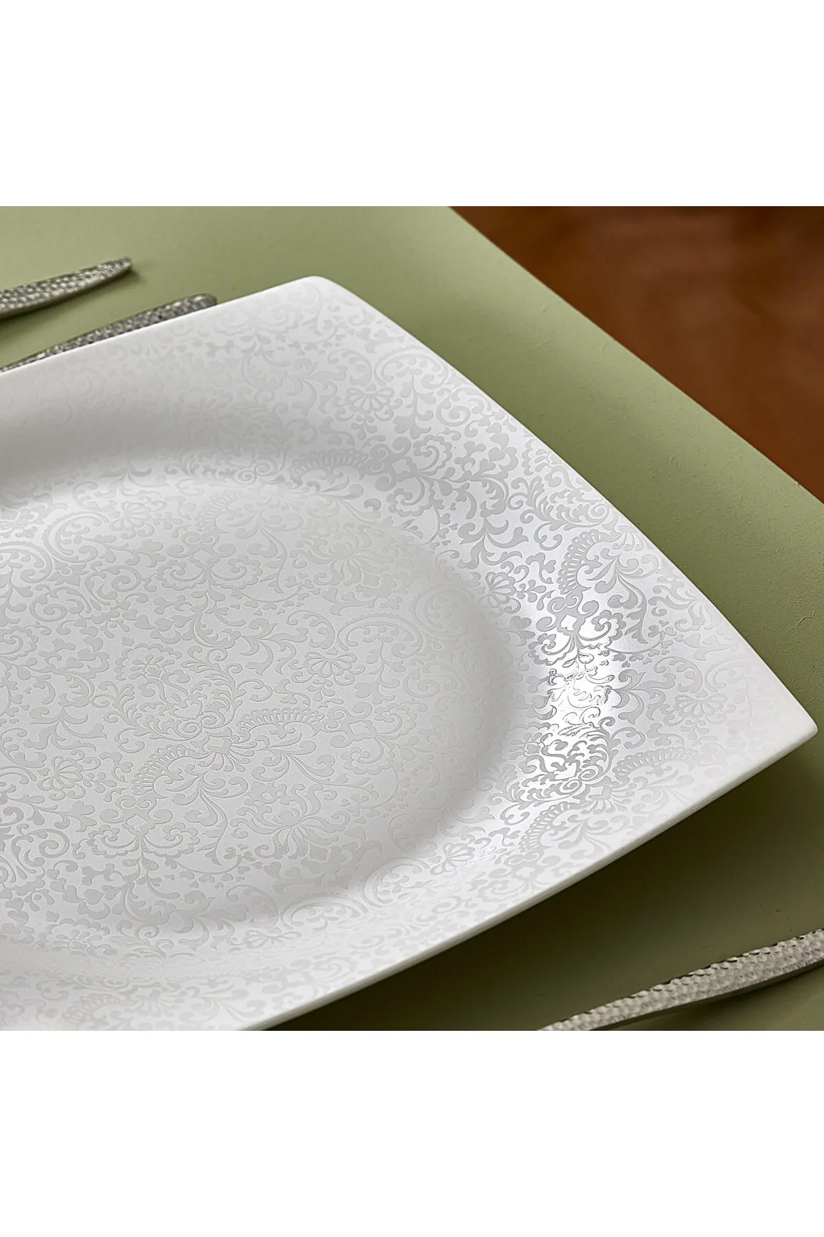 Karaca  Neu Flava 6 Personen Geschirrset, 24-teilig, Porzellan - Zeitlose Eleganz für exquisite Tisch
