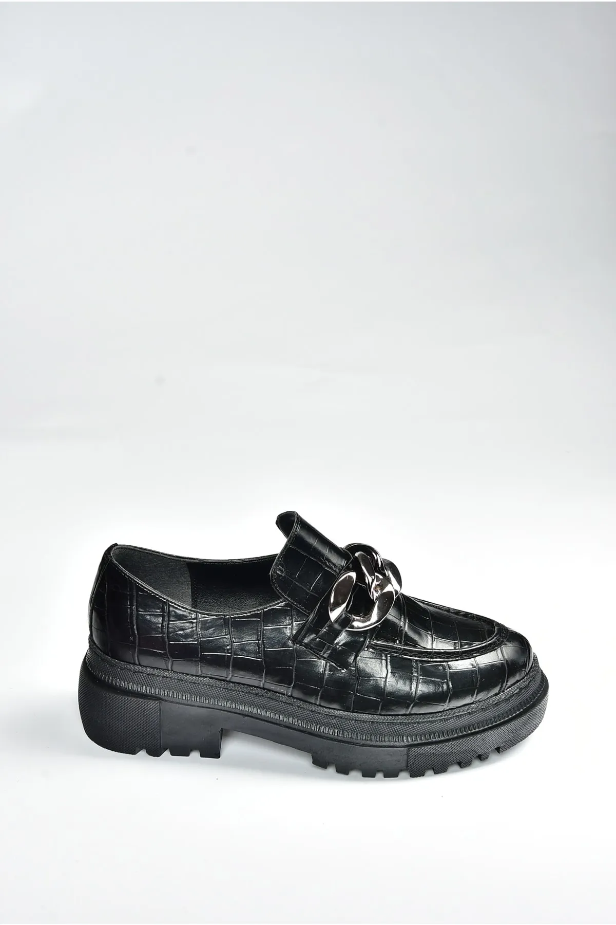 Fox Shoes  Schwarze Freizeitschuhe für Damen mit Krokodilmuster und dicker Sohle K294760011