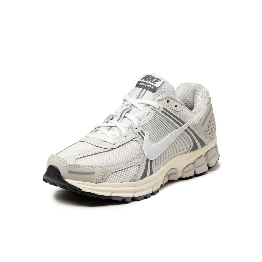 Nike Zoom Vomero 5 HF0731 007 / weiss
