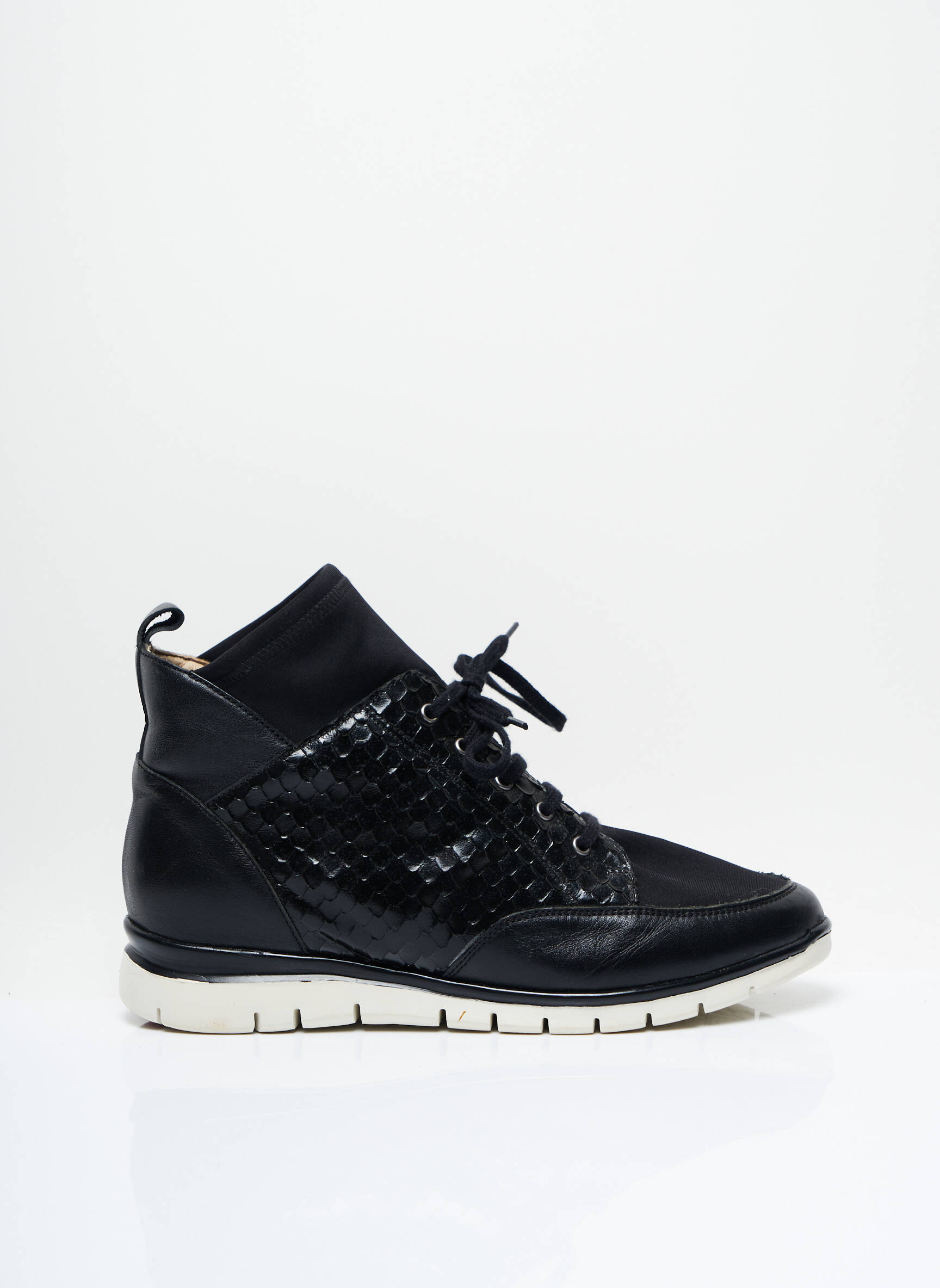Piesanto Baskets Femme couleur noir