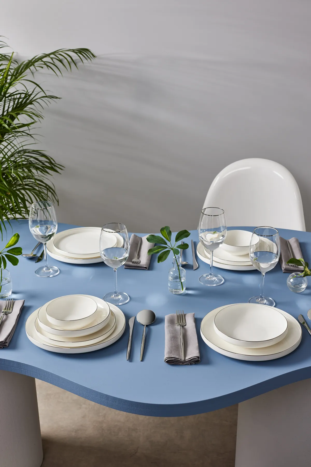 Karaca  Streamline New Saturn New Bone 24-teiliges Esstisch-Set für 6 Personen, Platin