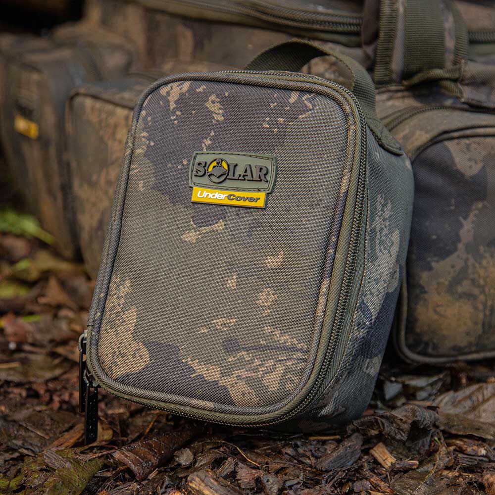 Solar Undercover Camo Pouch keskikokoinen tarvikelaukku