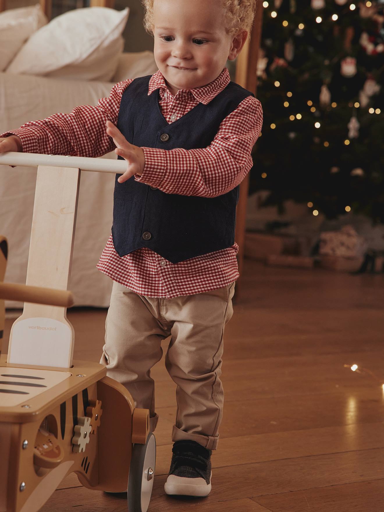 Vertbaudet Festliches Jungen Baby-Set: Hemd, Hose, Weste & Fliege - rot