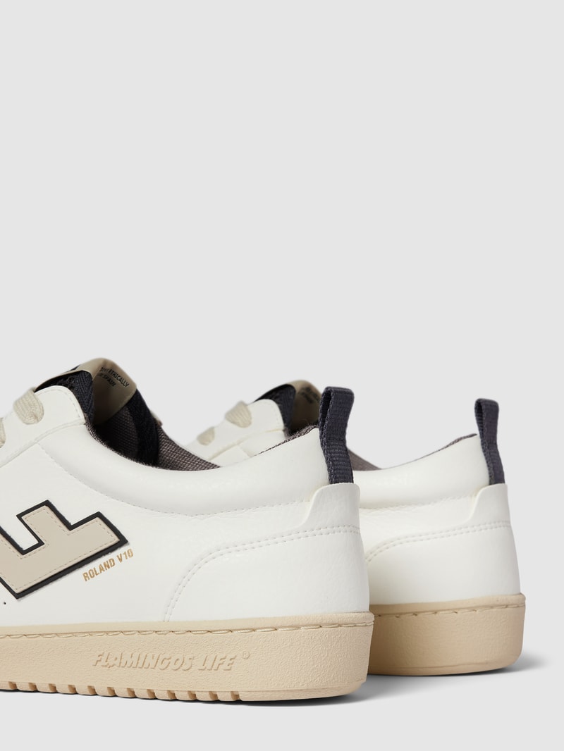 Sneaker mit Label-Details Modell 'Roland' in offwhite