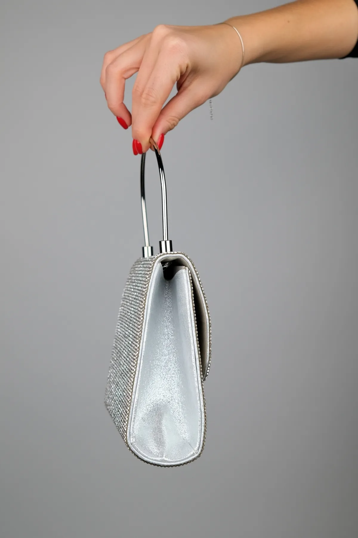 LuviShoes  LAMAYA Damen Handtasche mit silbernem Stein
