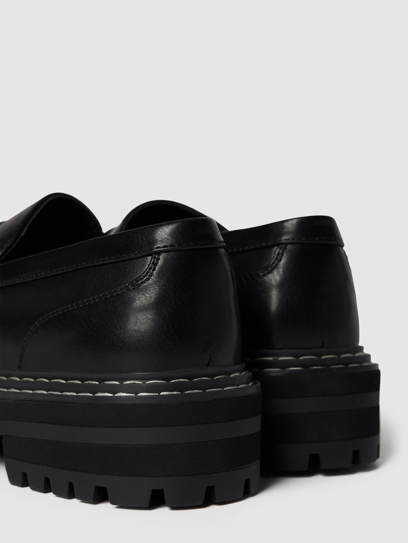 Penny-Loafer mit Schaftbrücke in schwarz
