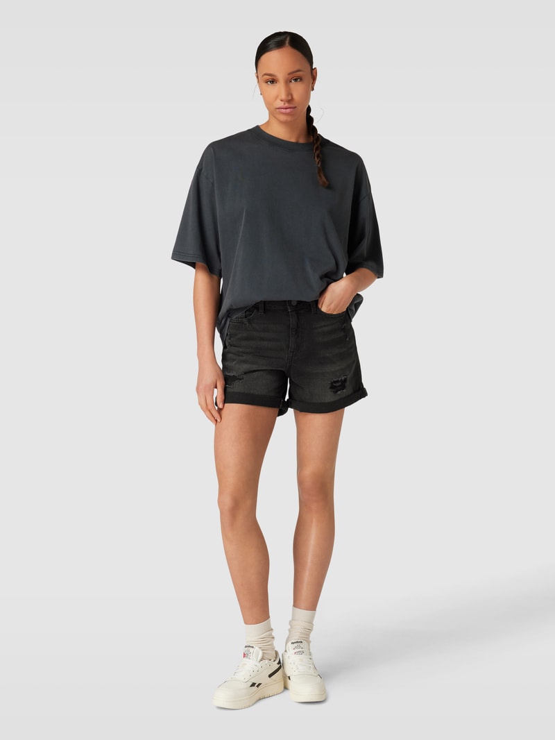 Jeansshorts mit fixierten Beinumschlägen Modell 'SMILEY' in schwarz