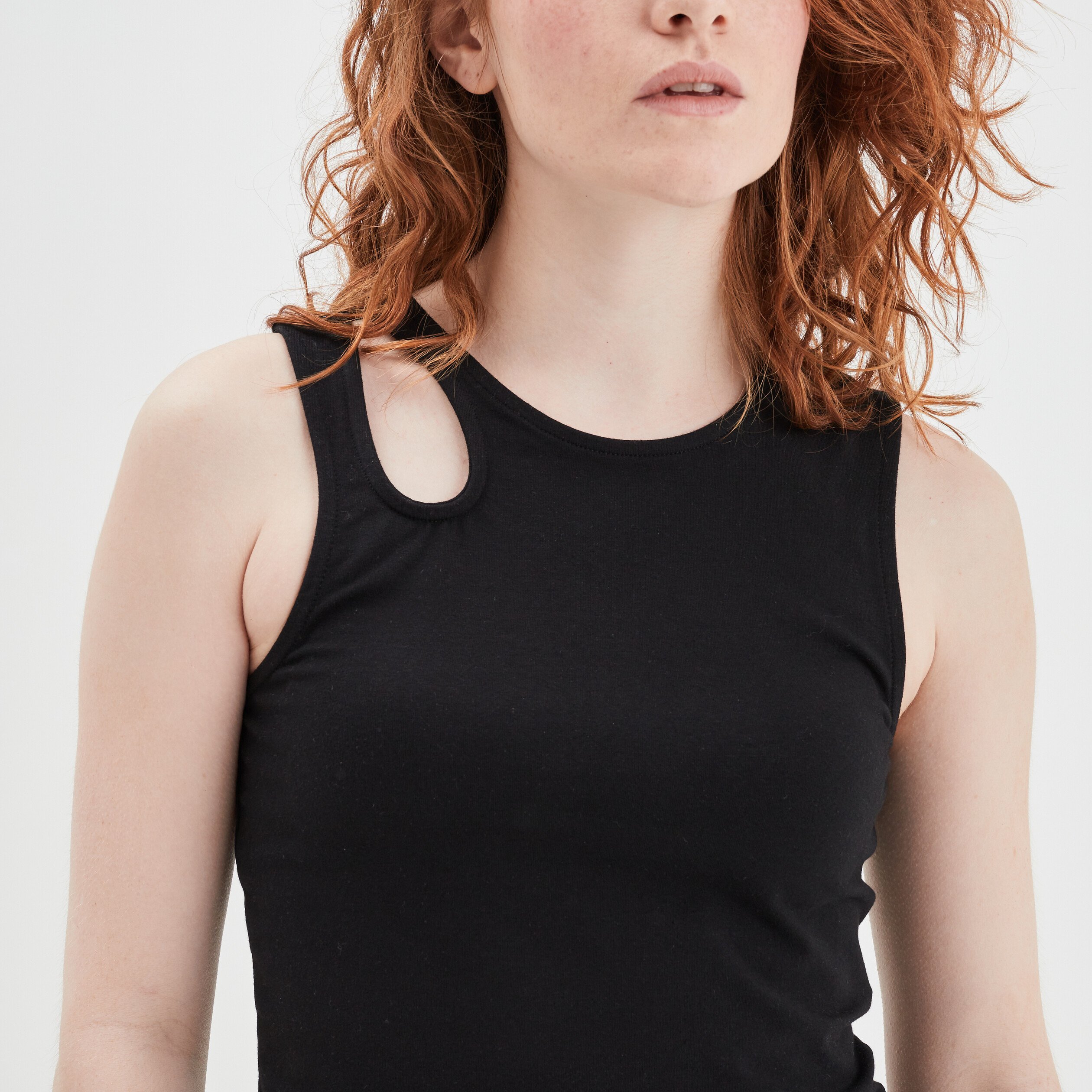 Débardeur cropped ajusté avec ouverture noir femme | La Halle