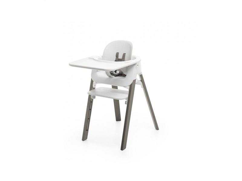 Chaise haute Stokke hêtre gris brume Babyset et tablette blanc