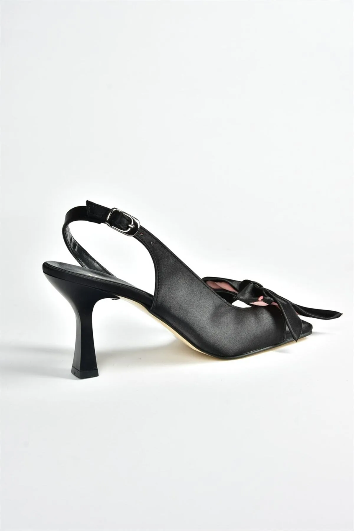 Fox Shoes  Schwarze Satinband-detaillierte Damenschuhe mit Absatz K749384904