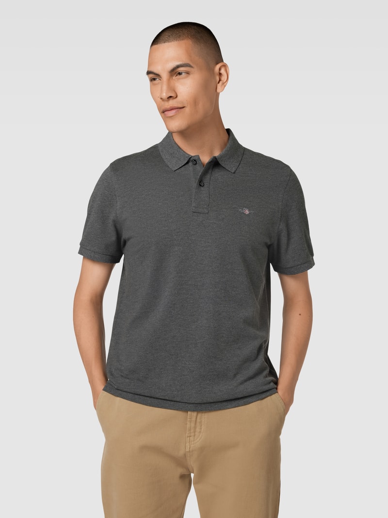 Poloshirt mit seitlichen Schlitzen Modell 'SHIELD' in anthrazit meliert