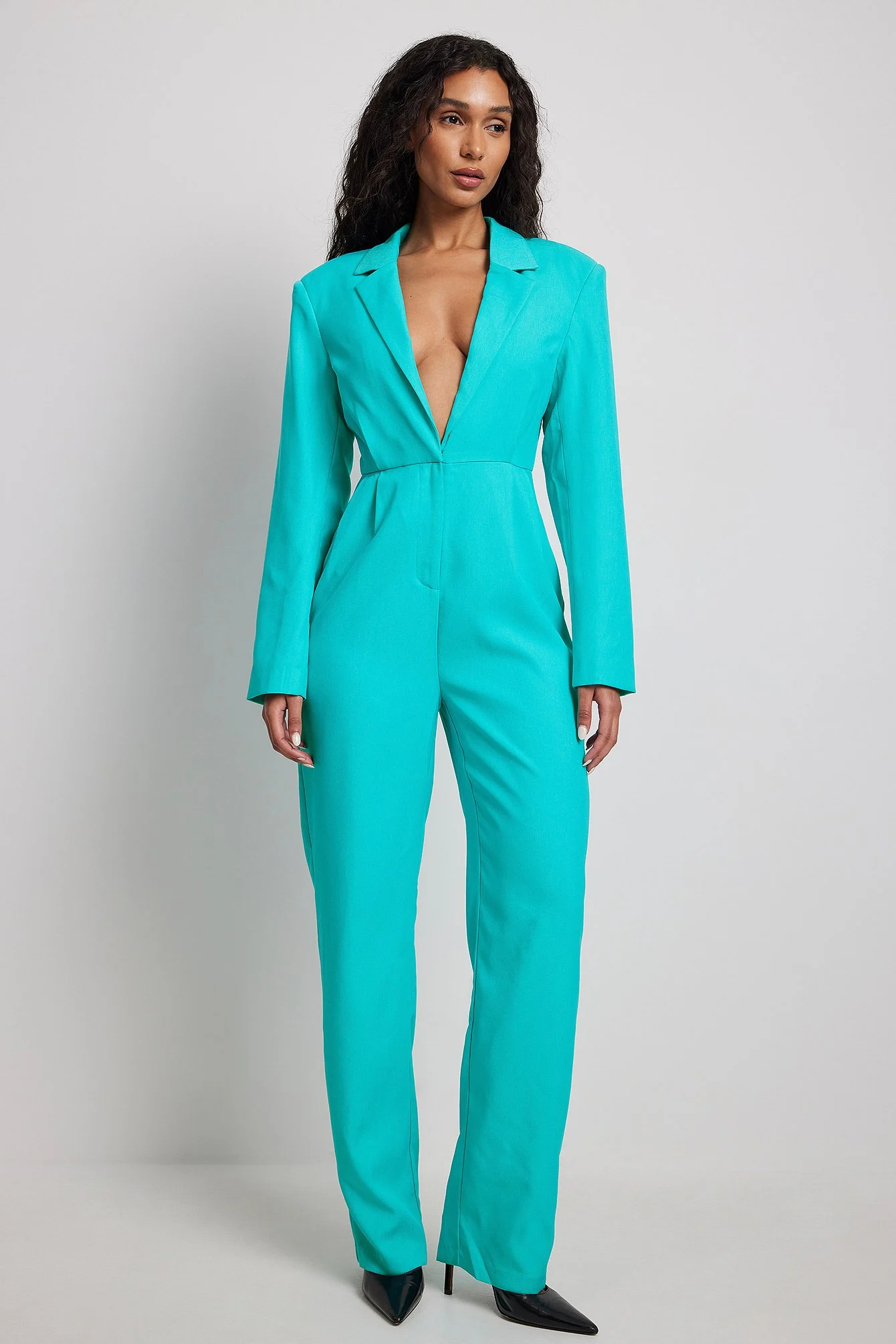 Tailored Jumpsuit mit breiten Schultern