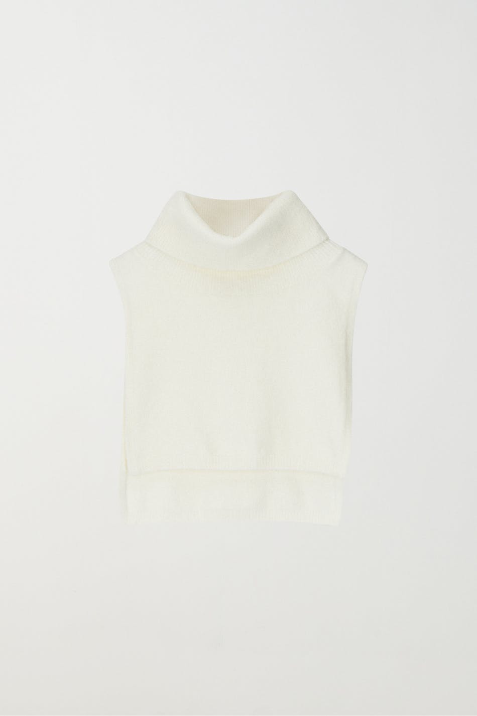 Elwira neck collar