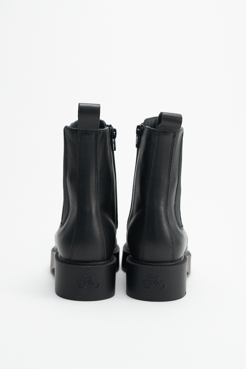 CPH576 vitello black