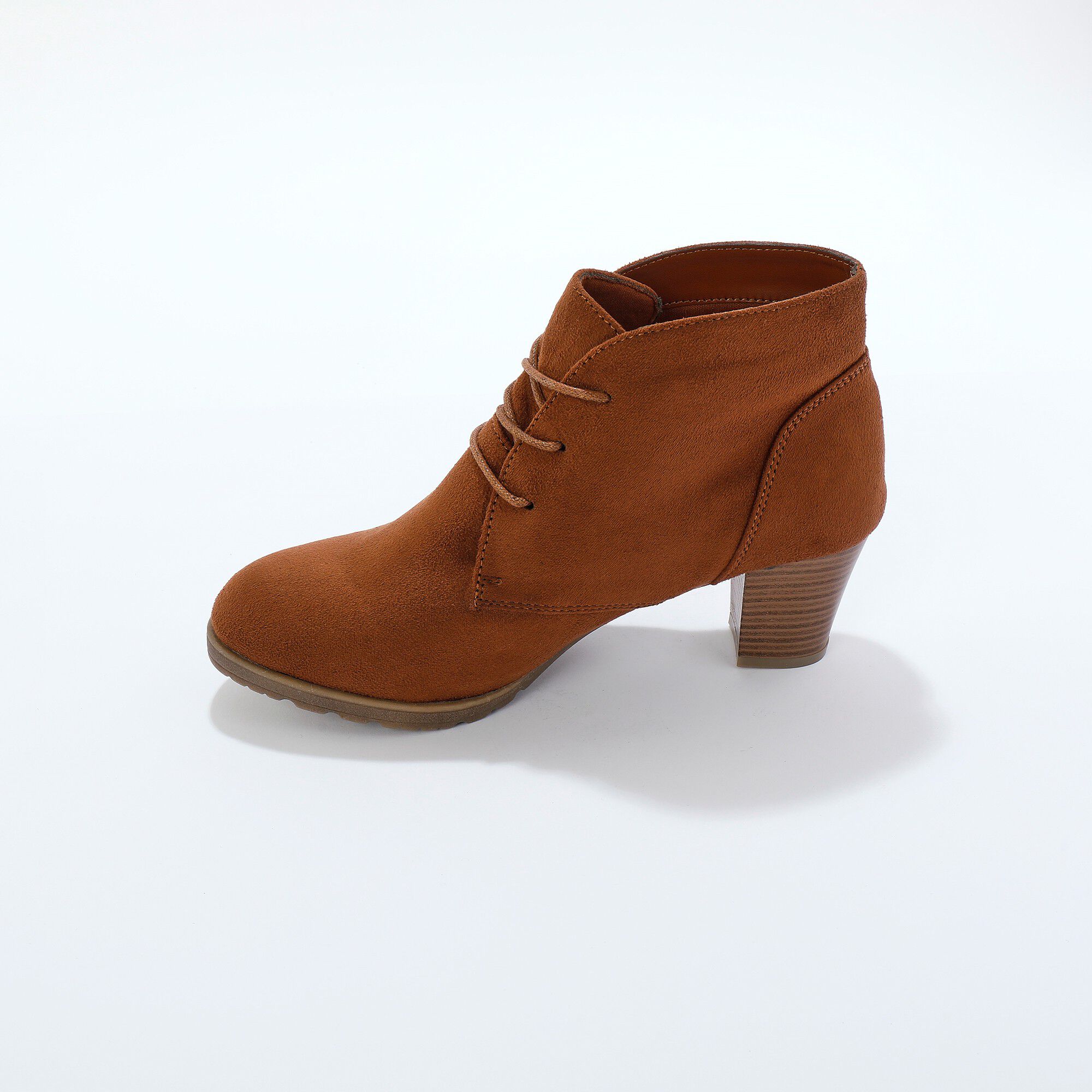 Low-boots à talon effet bois