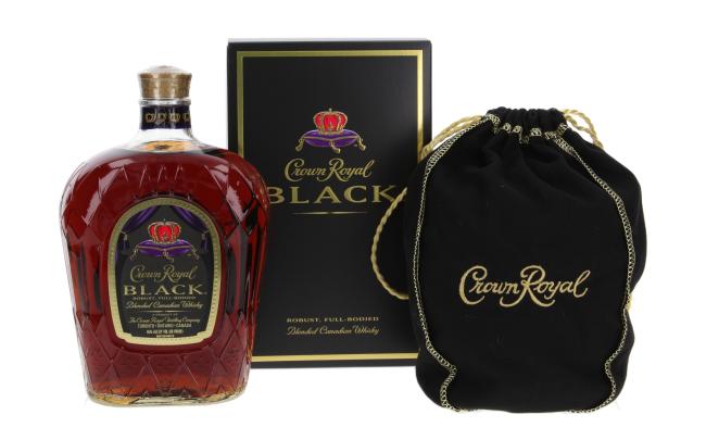 Crown Royal Black 1 l·45 % vol