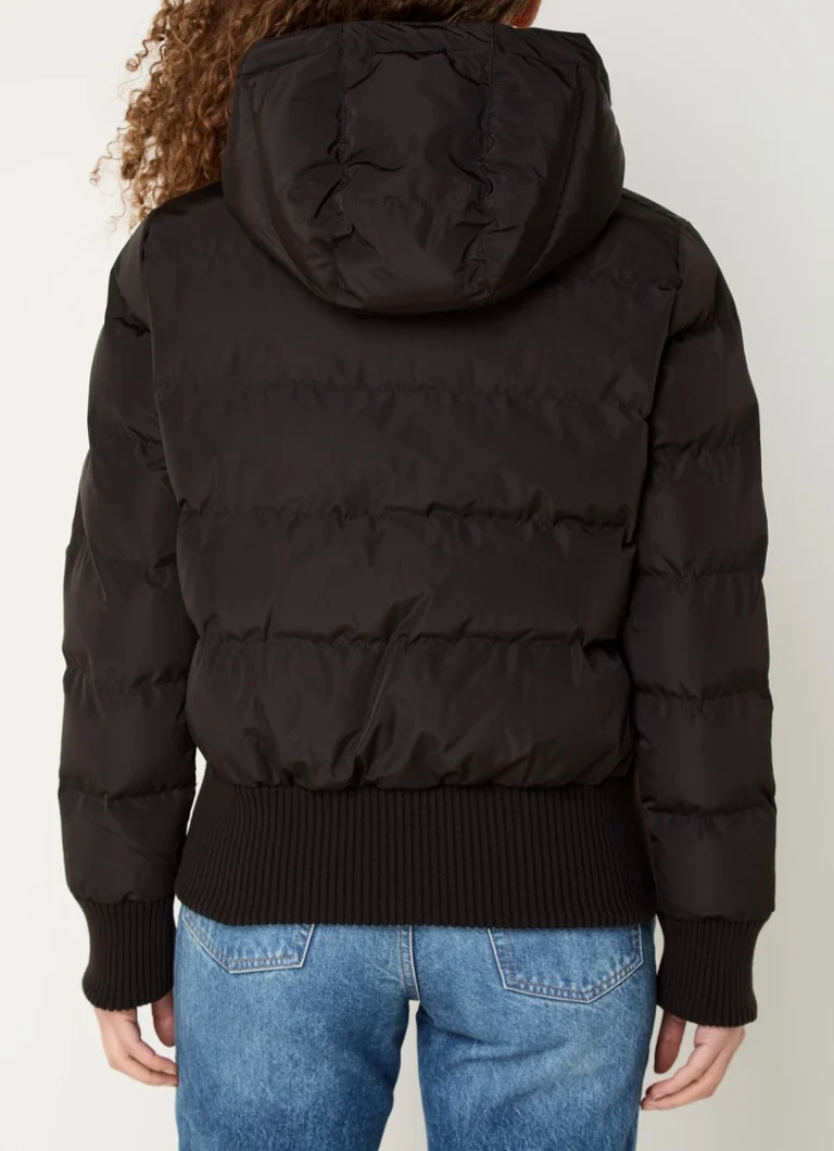 Giacca imbottita Airforce Taos con cappuccio e tasche con cerniera.