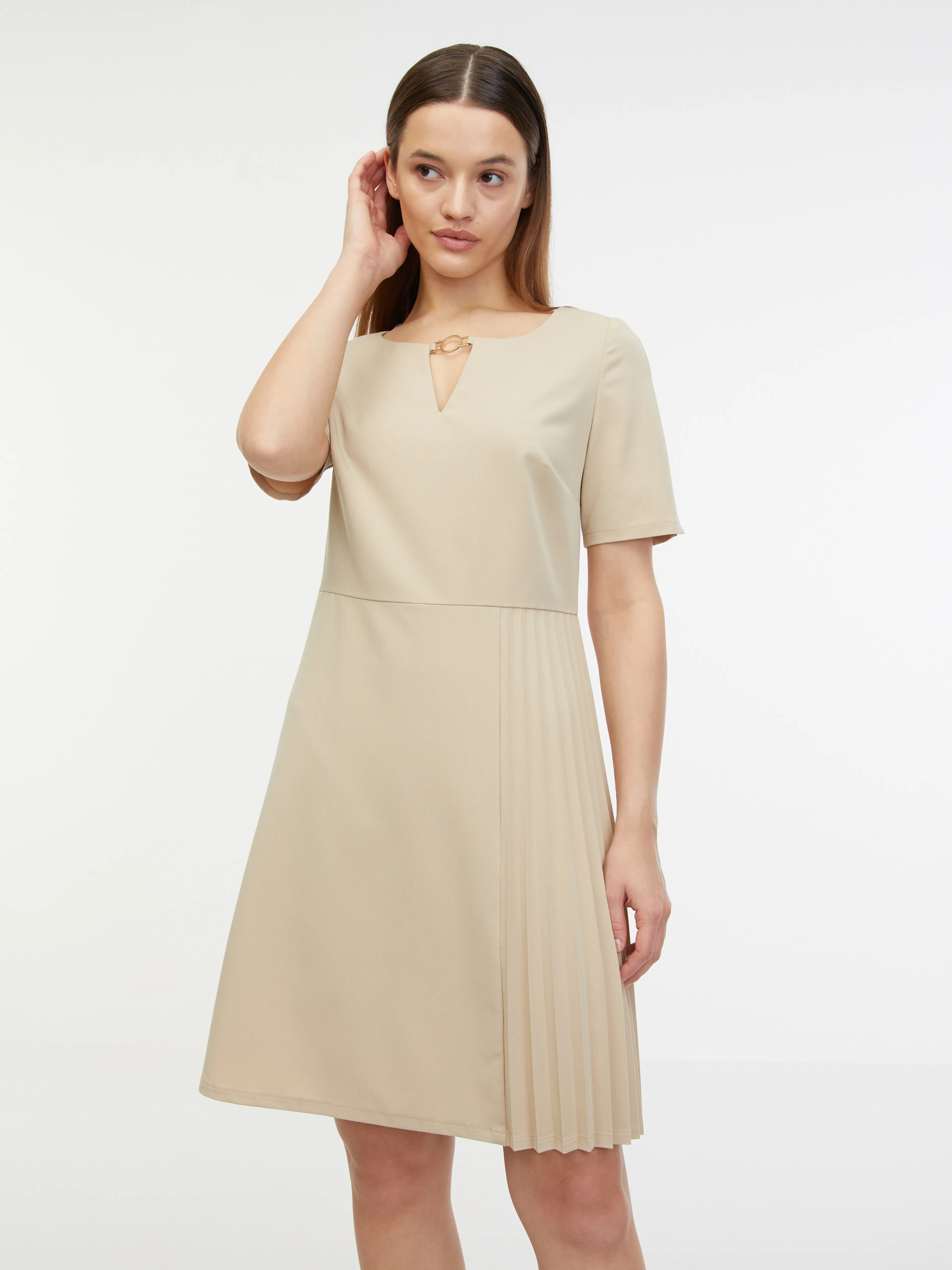Beigefarbenes Damenkleid ORSAY
