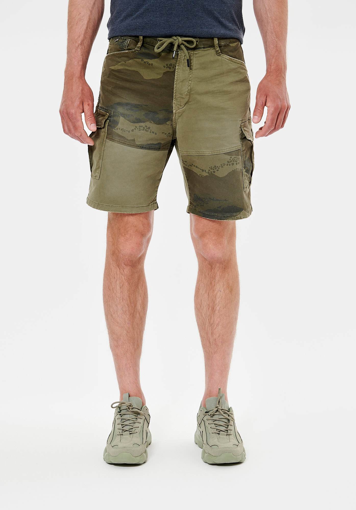ETHER  Short kaki Homme