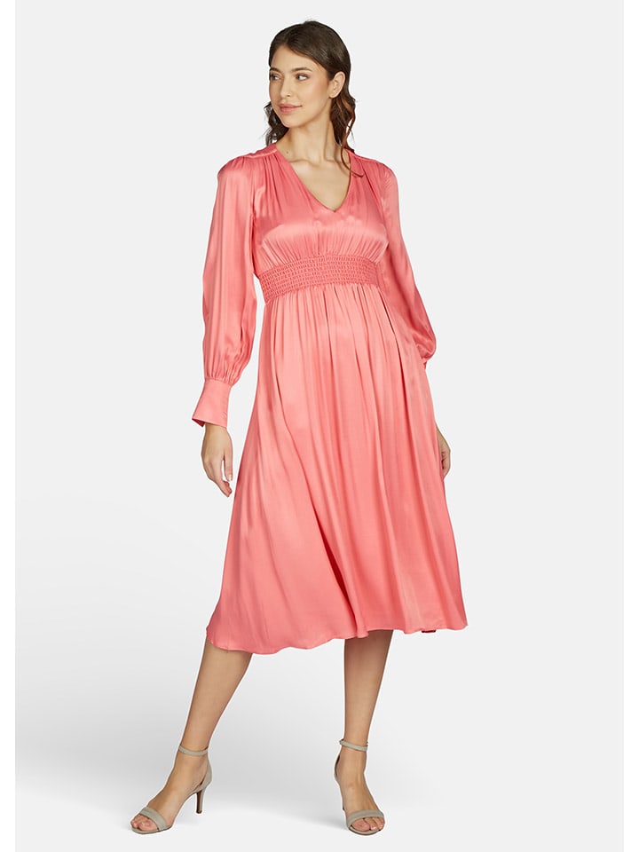 Kleo Kleid in Rosa günstig kaufen