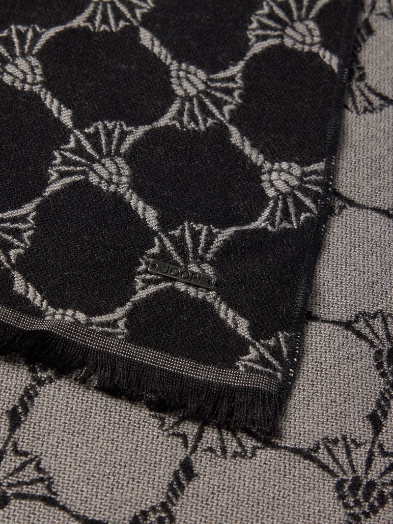 Schal aus Viskose mit Allover-Muster Modell 'Felix' in schwarz