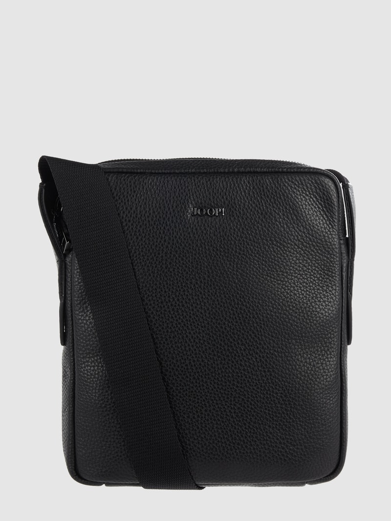 Umhängetasche aus Leder in schwarz