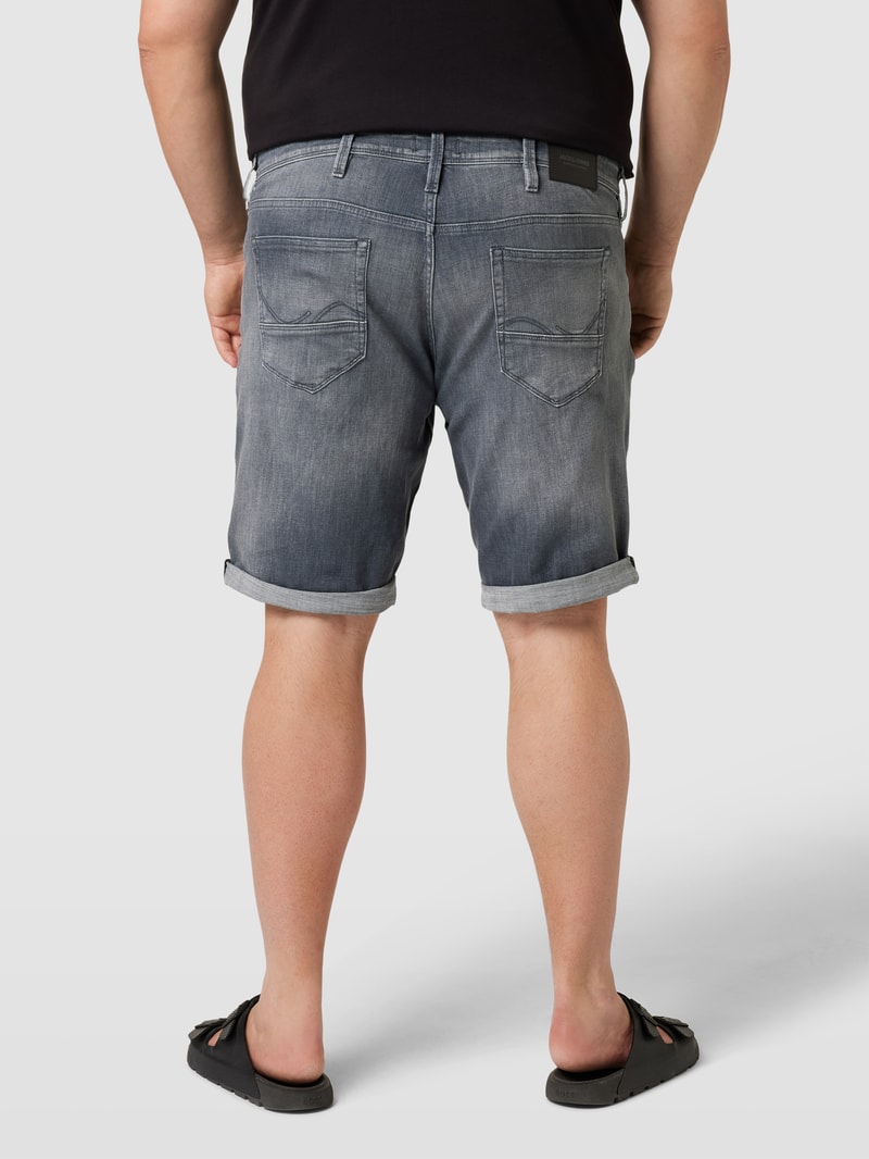 PLUS SIZE Jeansshorts mit fixierten Beinumschlägen Modell 'RICK' in mittelgrau