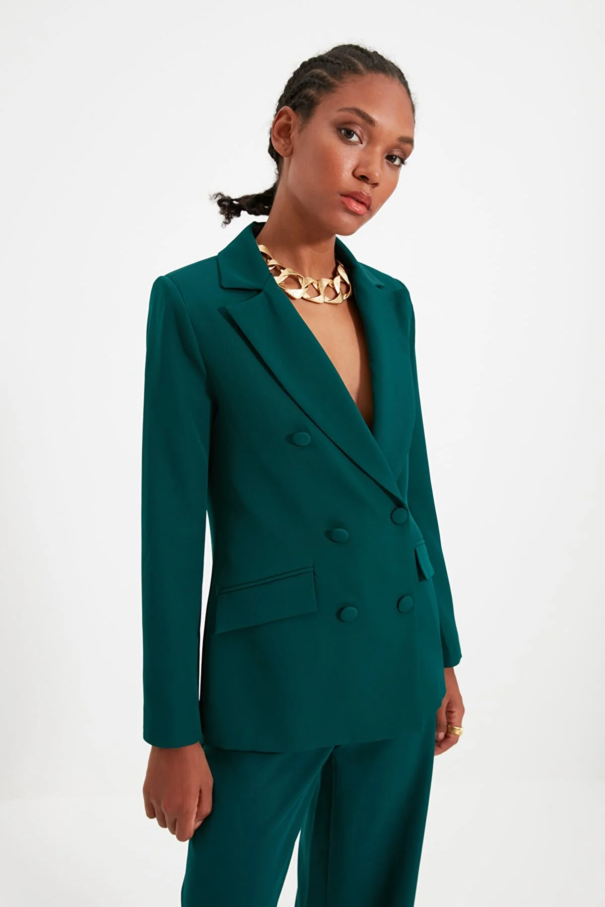 Trendyol Collection  Grüne, gefütterte, gewebte Blazerjacke mit normalem Schnitt TWOSS21CE0137
