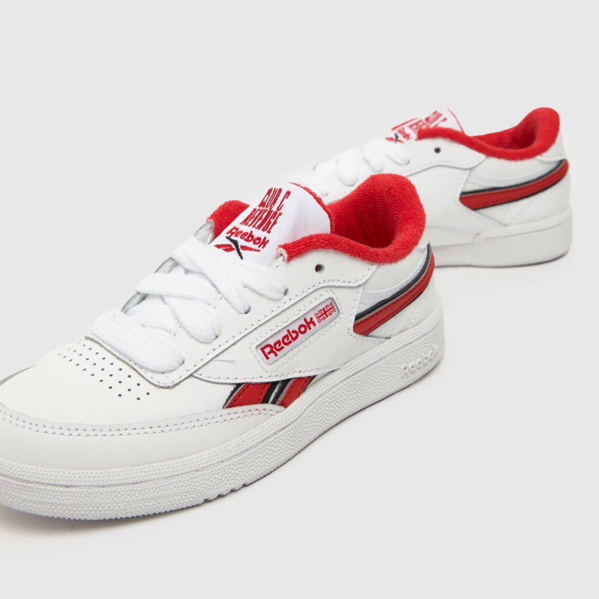 Reebok vita & röda Club C Revenge Junior träningsskor