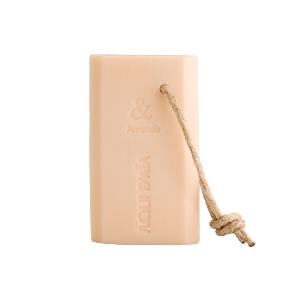 aqui d'aïa &Amande Savon de soin solide