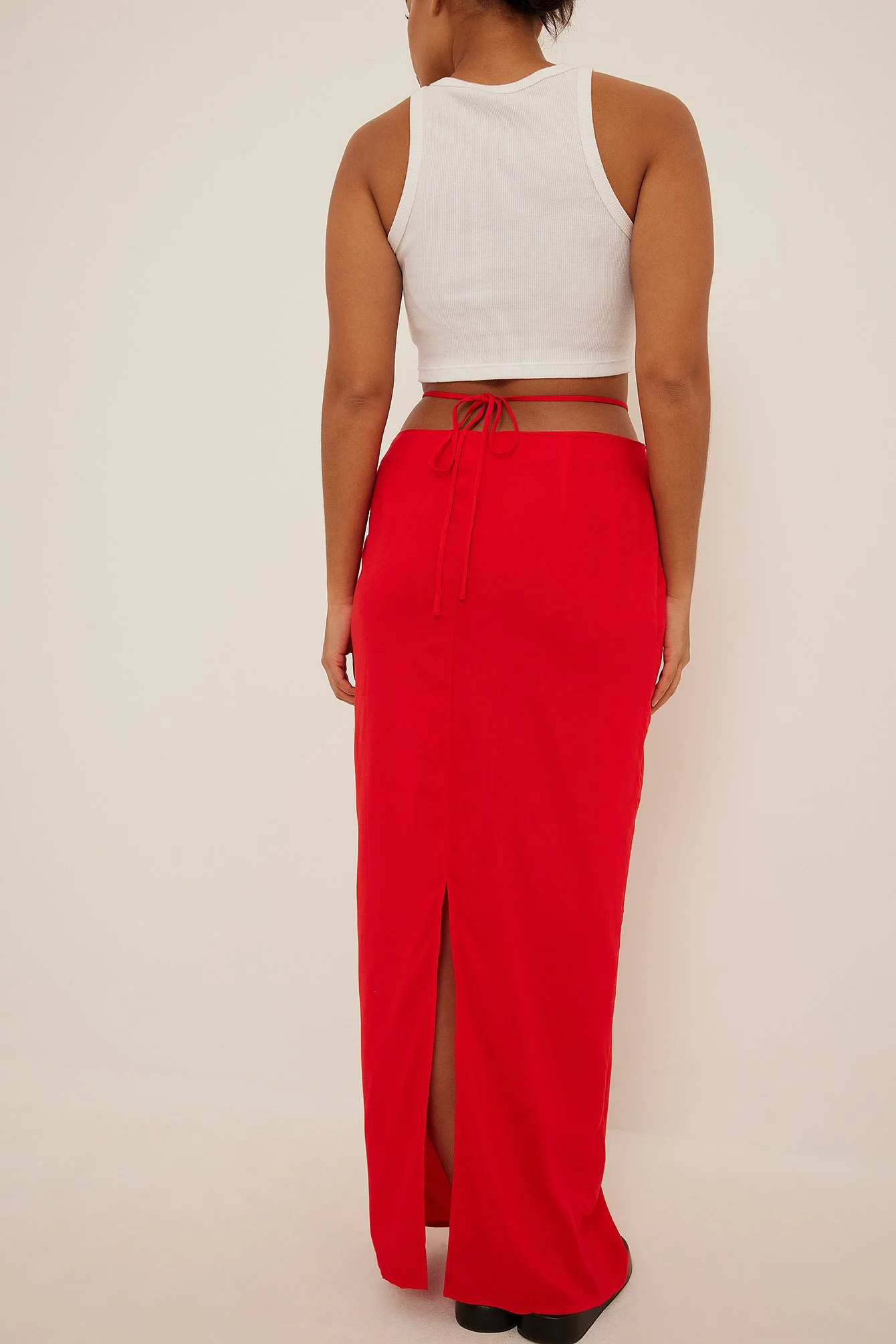 Strap Detailed Cut Out Midi Skirt
