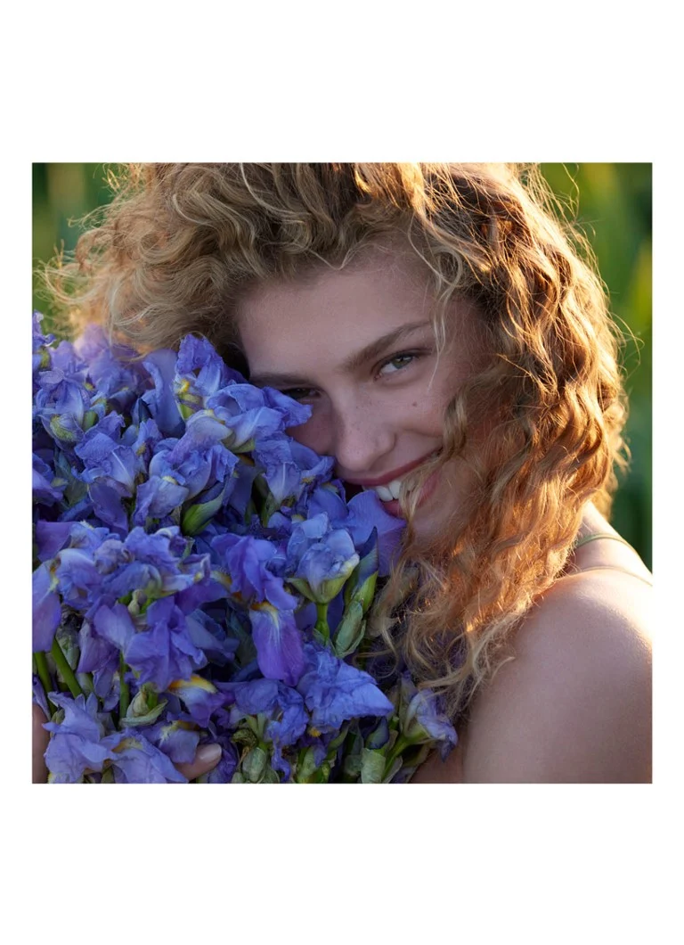 Apa de toaleta Guerlain Flora Cherrysia