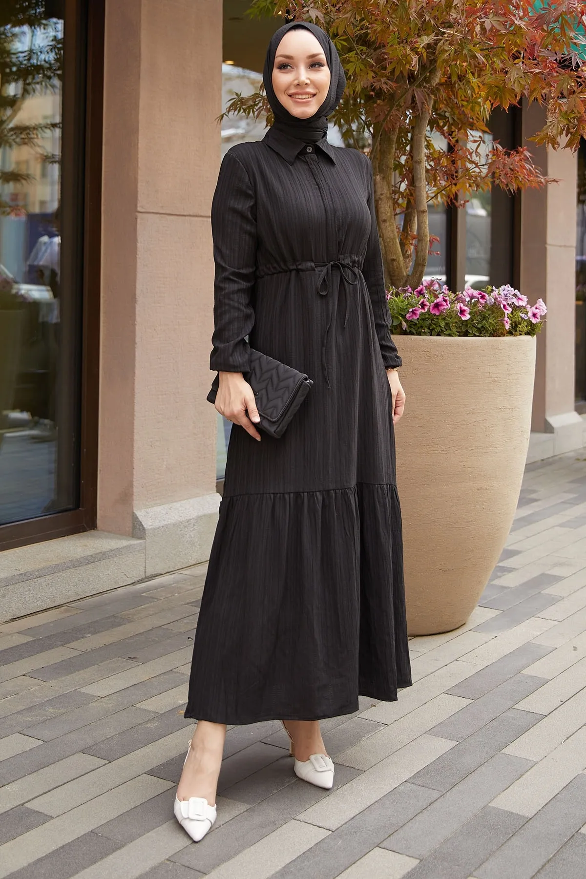 InStyle  Aliza Tunnelkleid mit Gürtel – Schwarz