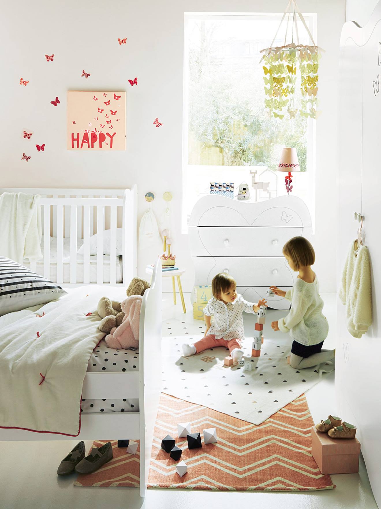 Lot de 14 papillons déco enfant multicolore