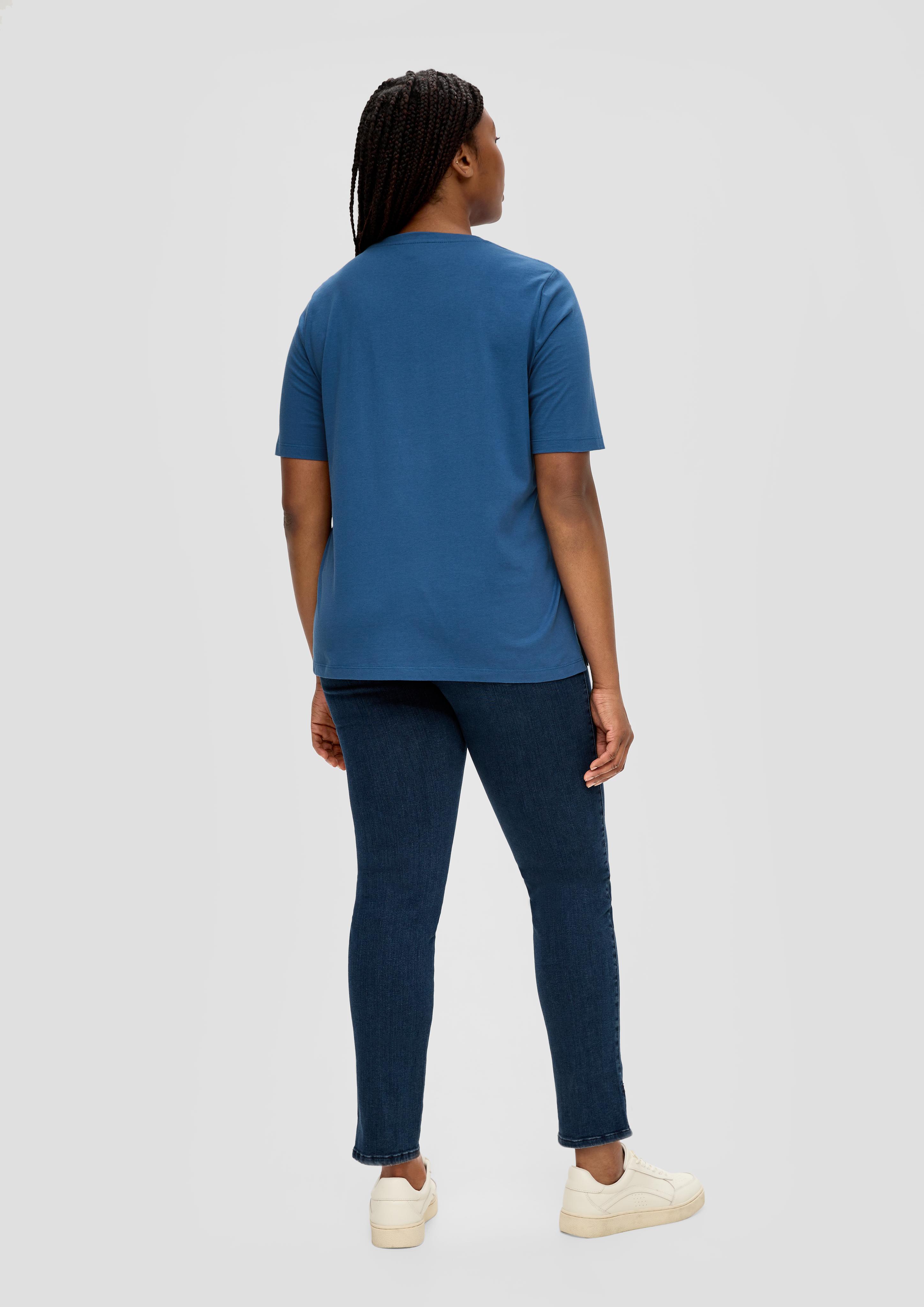 T-Shirt mit gummiertem Print  2135867-57D0