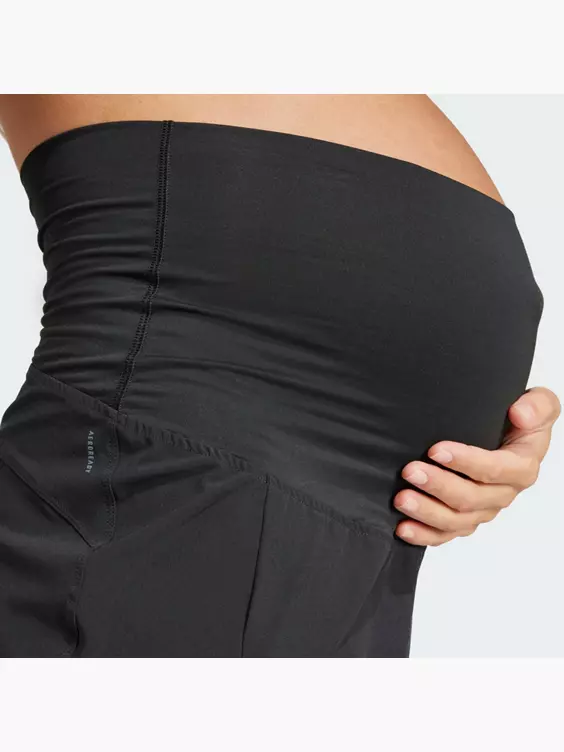 adidas Pacer Woven Stretch Training Shorts – Umstandsmode