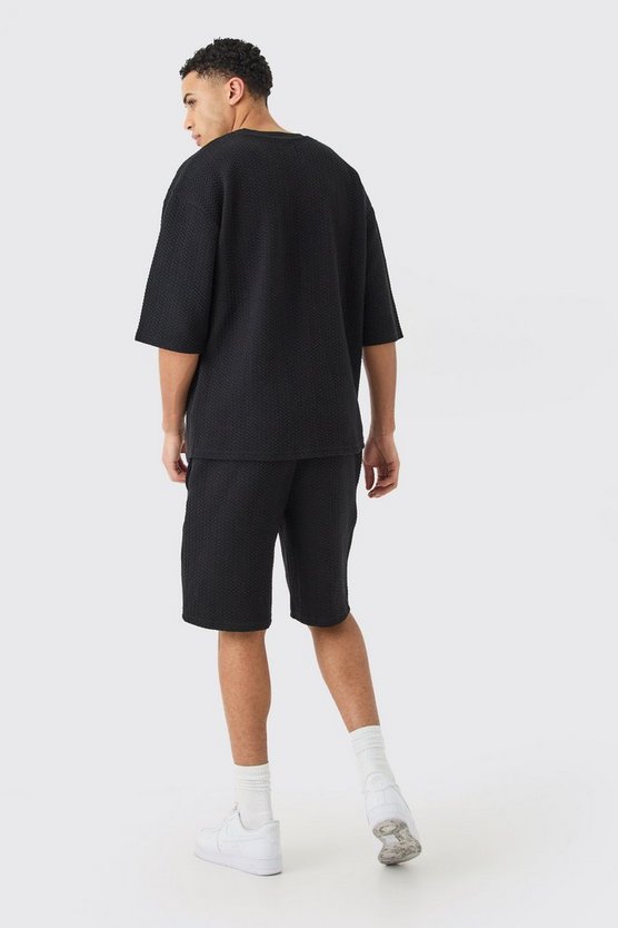 Gestepptes Oversize T-Shirt und Shorts mit Fischgräten-Print