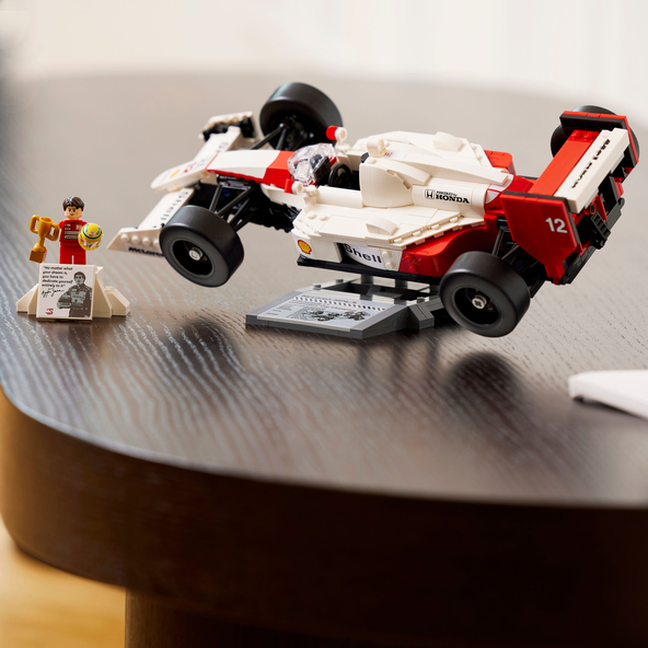 Icons McLaren MP4/4 & Ayrton Senna 10330