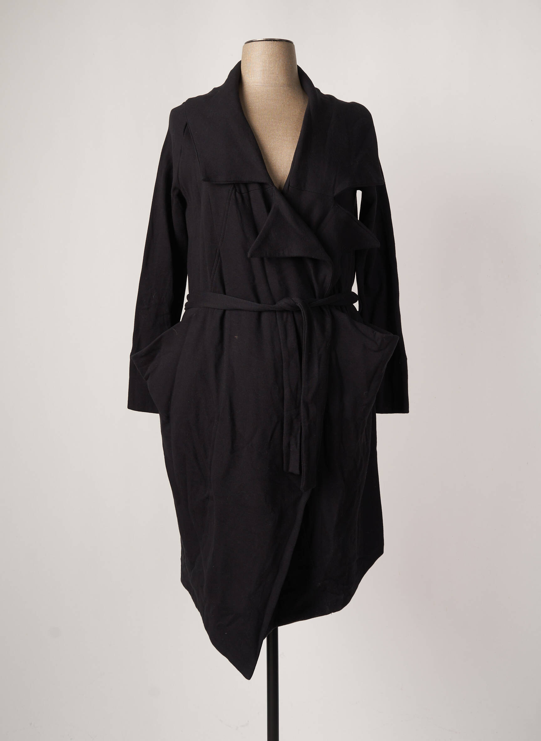 Urban By Alembika Manteaux Longs Femme couleur noir