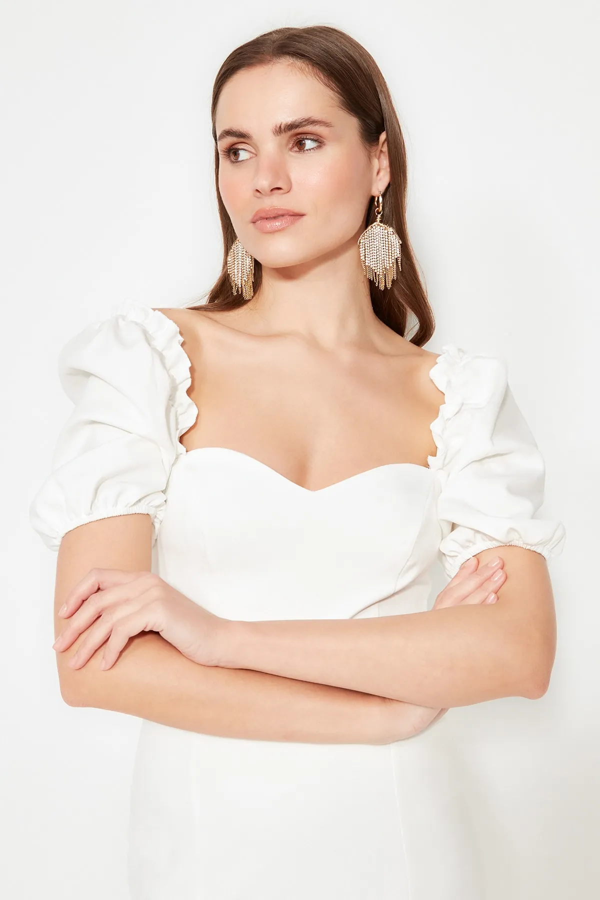 Trendyol Collection  Braut-Abendkleid aus Webstoff in Ecru TPRSS21EL0053