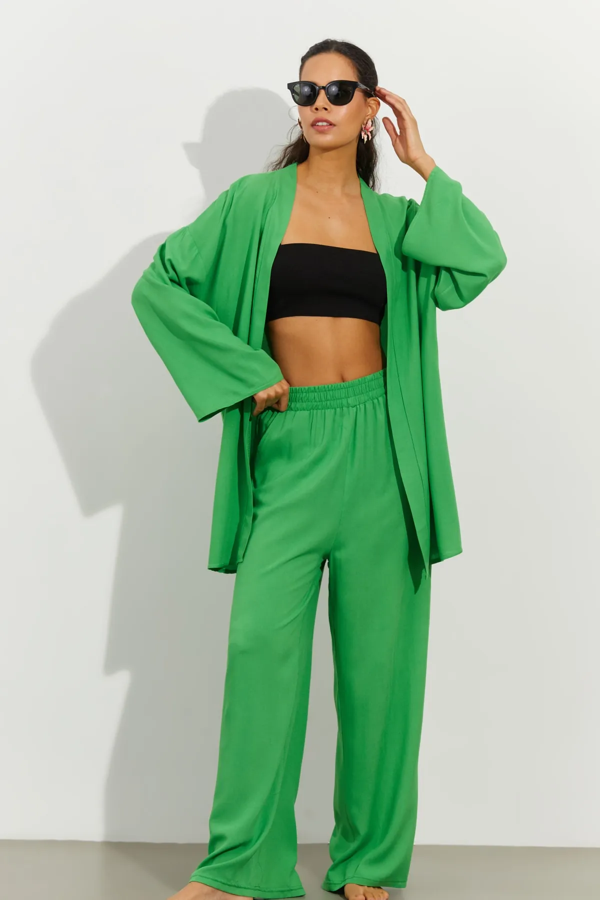 Cool & Sexy  Grünes Kimono-Set für Damen GÇ133