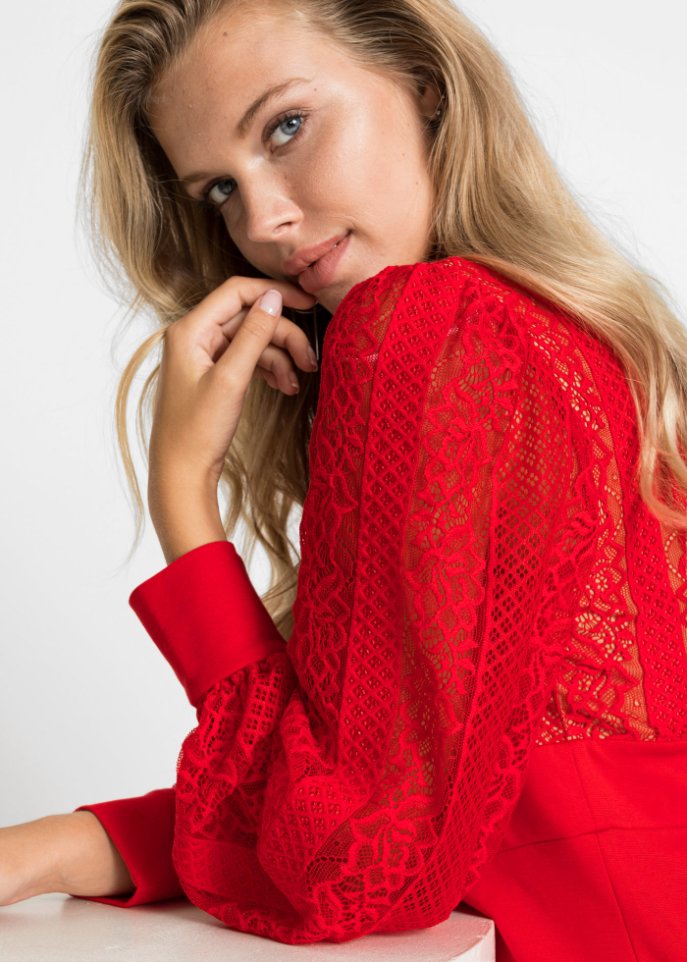 Kleid mit Spitze