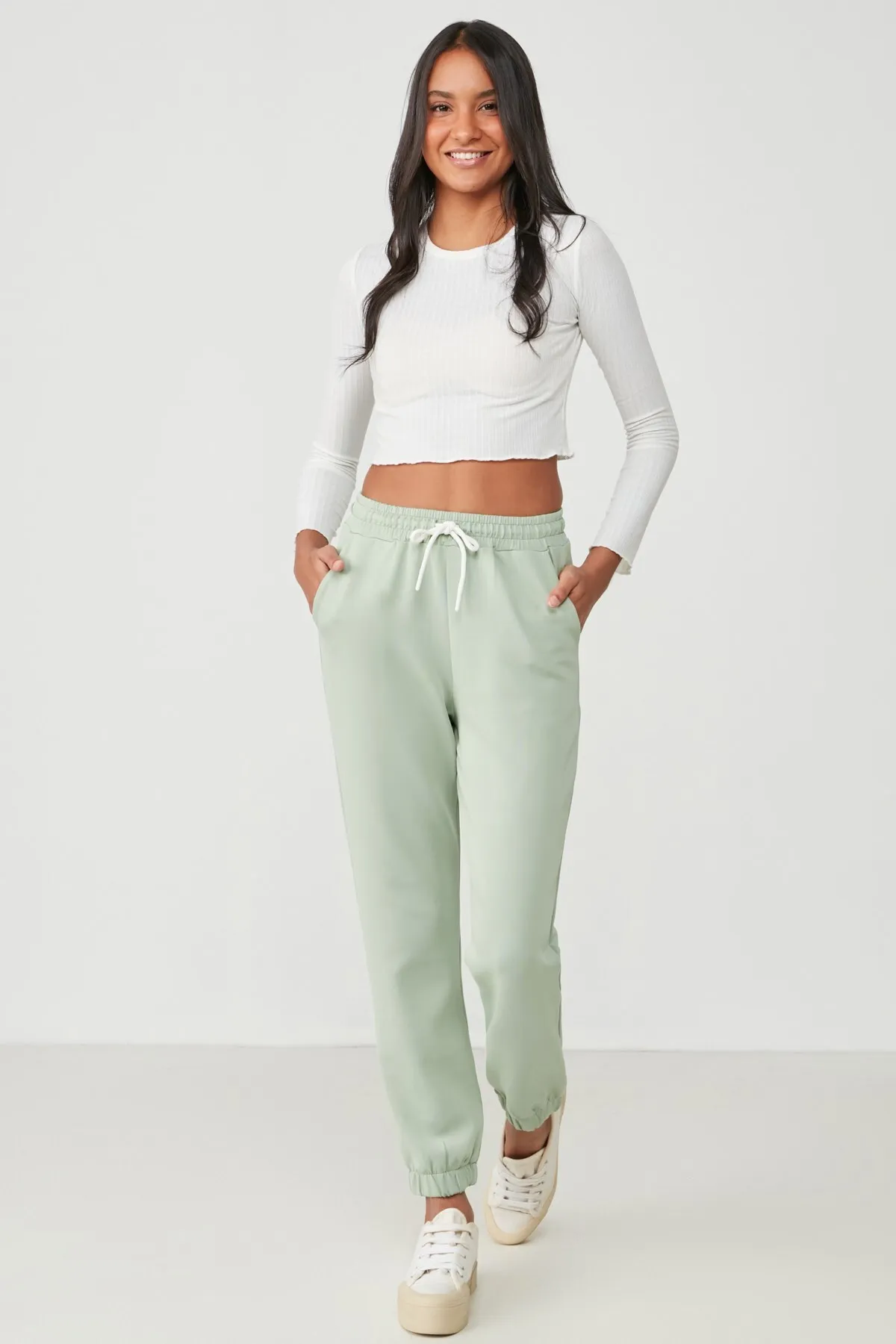 C&City  Basic Jogger Jogginghose 802 Pistaziengrün