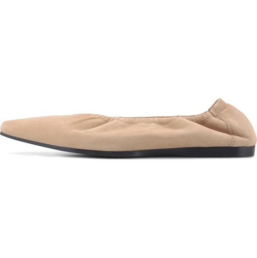 Vagabond Ballerina